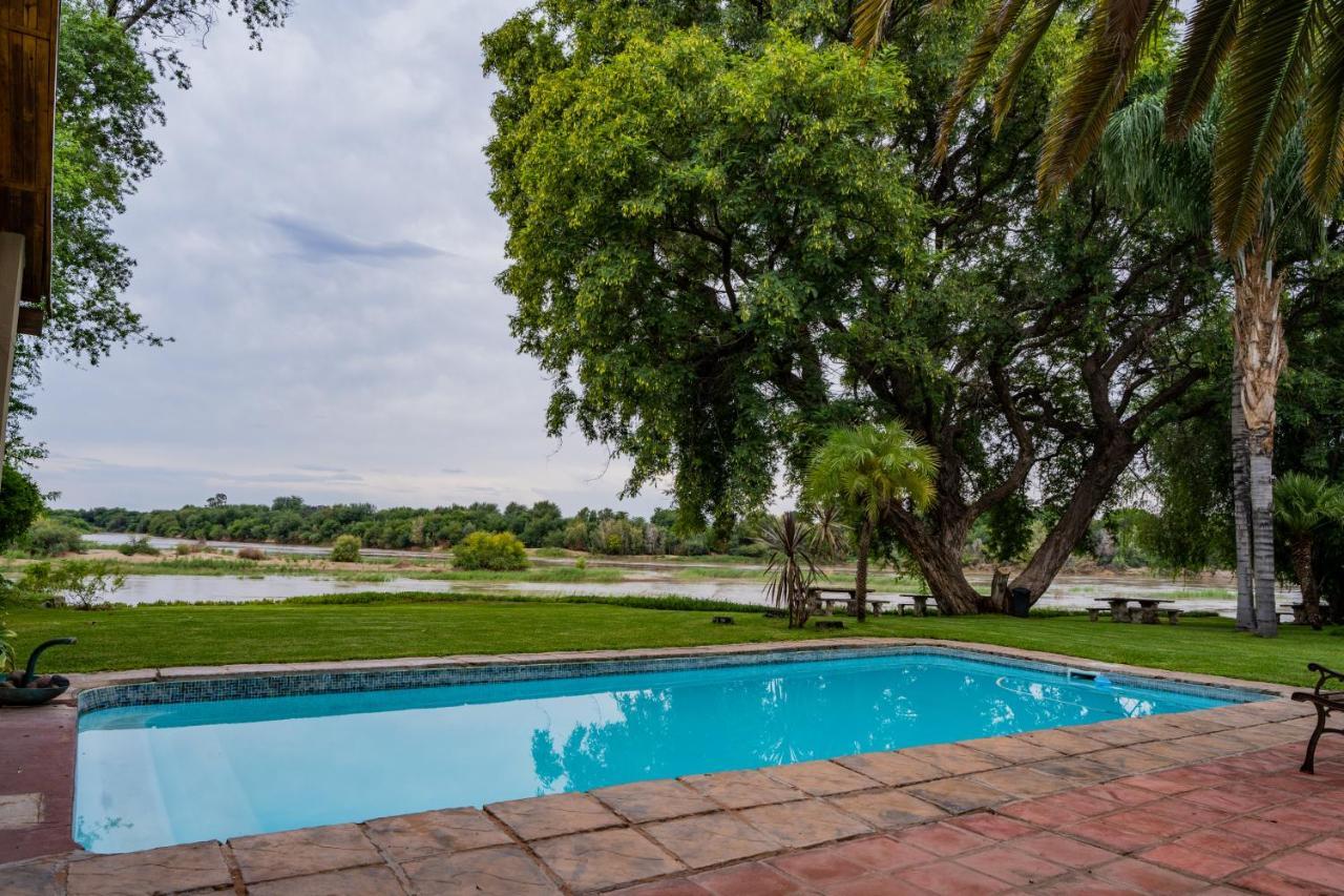 Riverbank Lodge Upington Εξωτερικό φωτογραφία